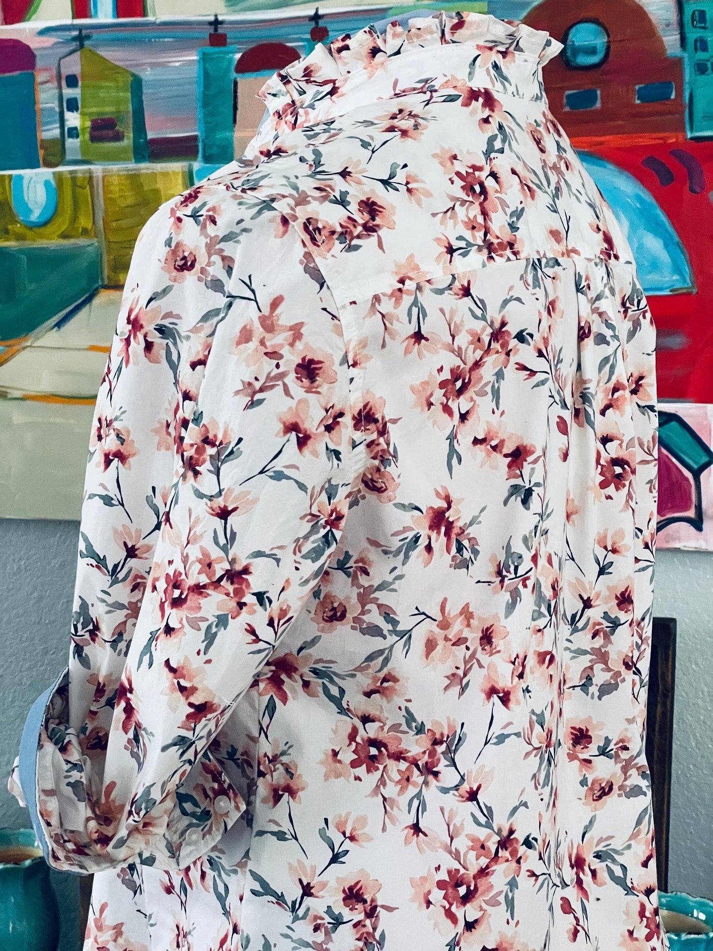 Plus Size Floral Top, Elegant yet Effortless Ladies  Ruffle Collar Long Sleeve Button Down Shirt for Office or Weekend