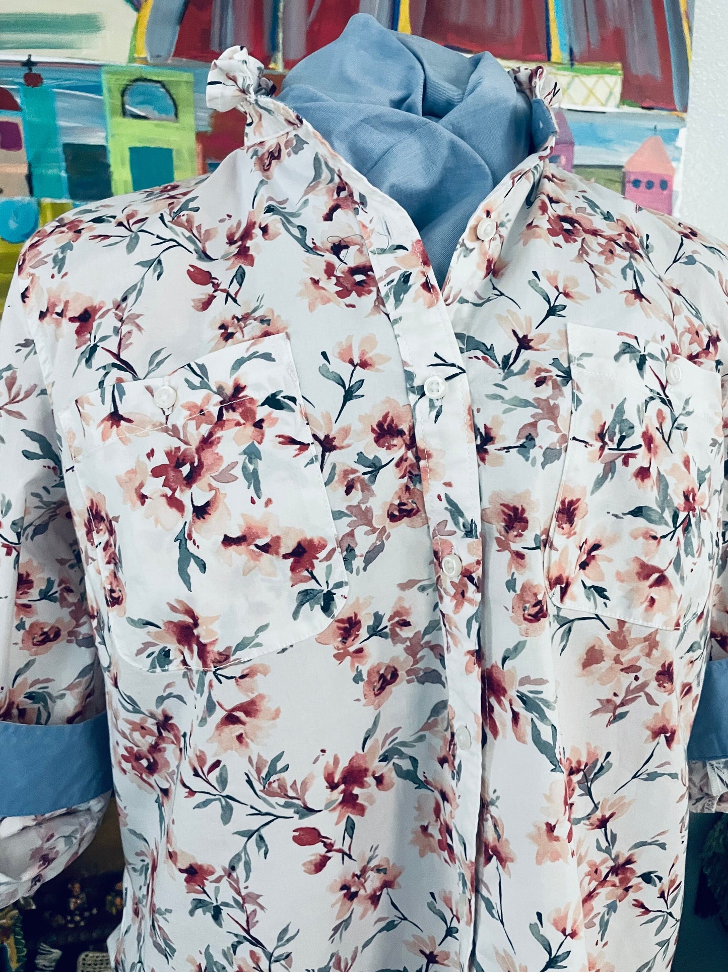 Plus Size Floral Top, Elegant yet Effortless Ladies  Ruffle Collar Long Sleeve Button Down Shirt for Office or Weekend