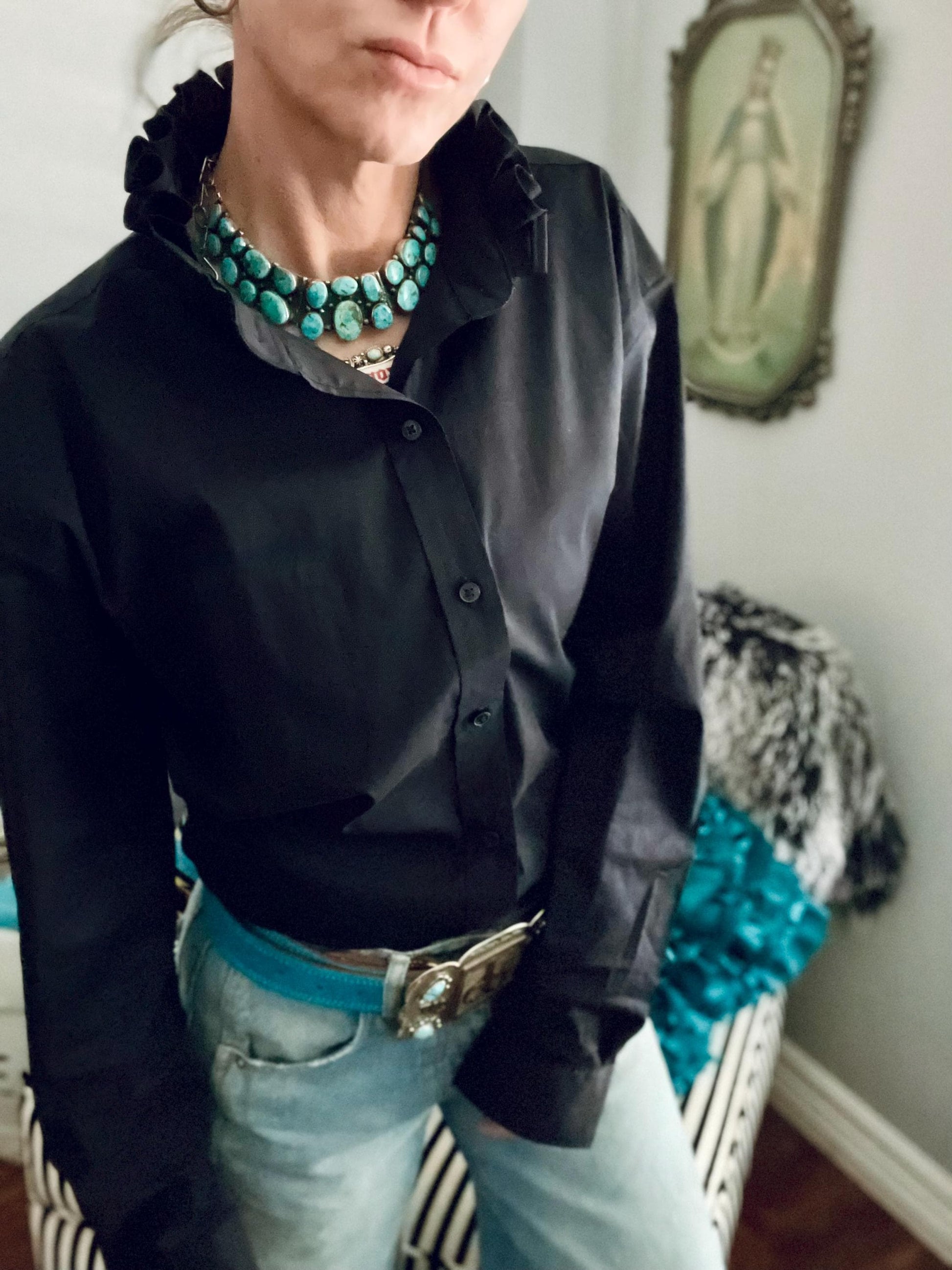 Classic Long Sleeve Black Ruffle Collar Ladies Top
