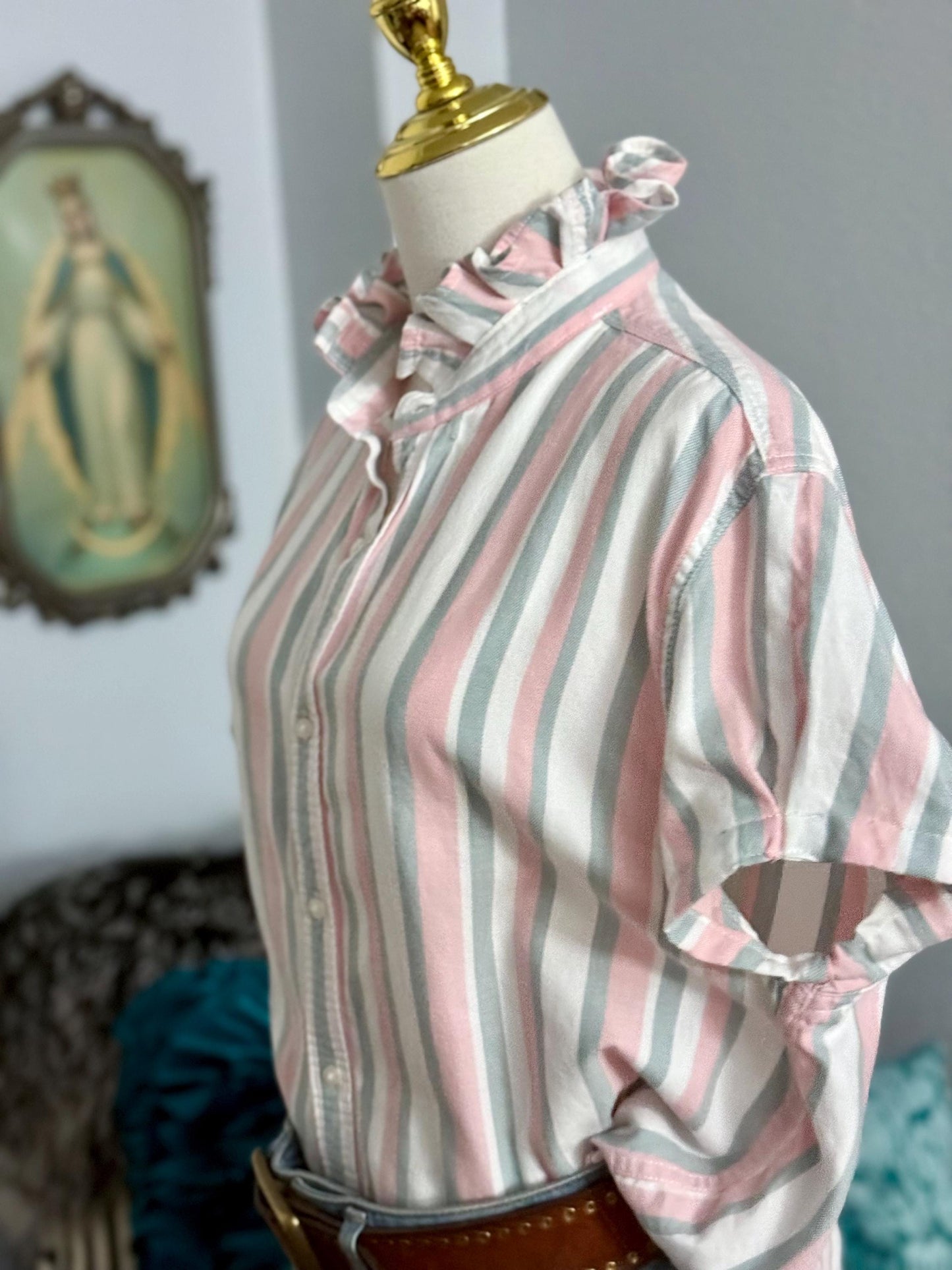 Reworked Oxford Shirt: Grey, Pink & White Striped Ruffle Collar Top Boxy Fit