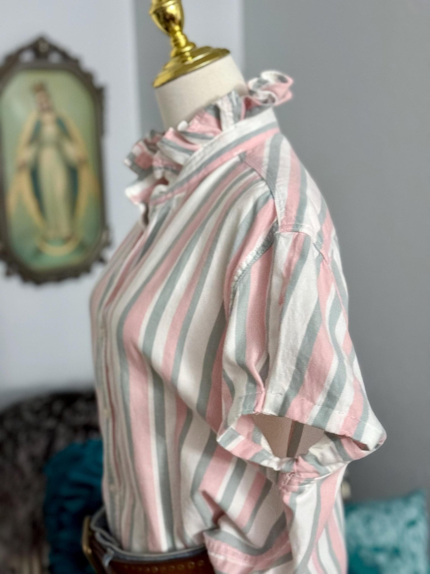 Reworked Oxford Shirt: Grey, Pink & White Striped Ruffle Collar Top Boxy Fit