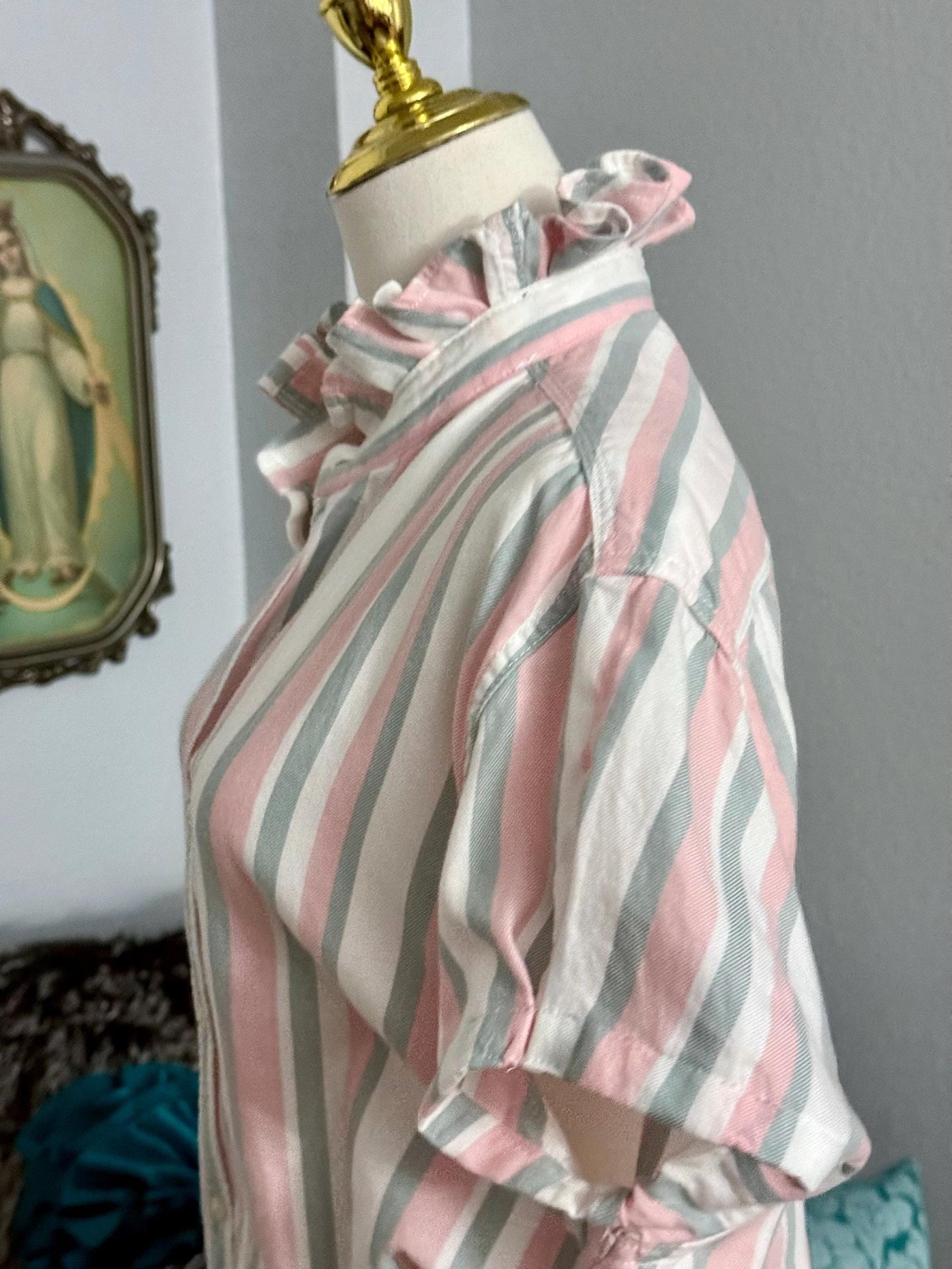 Reworked Oxford Shirt: Grey, Pink & White Striped Ruffle Collar Top Boxy Fit
