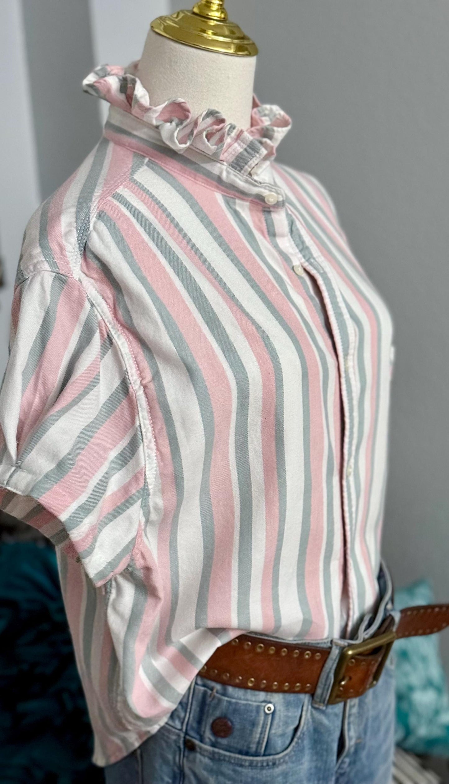 Reworked Oxford Shirt: Grey, Pink & White Striped Ruffle Collar Top Boxy Fit