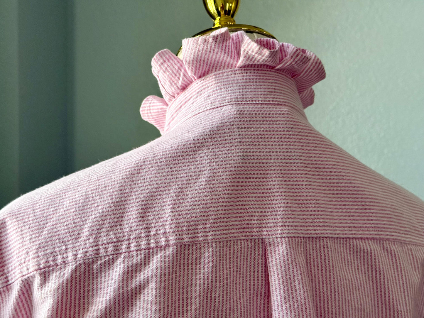 Reworked Oxford Shirt: Pink & White Striped Ruffle Collar Top Boxy Fit