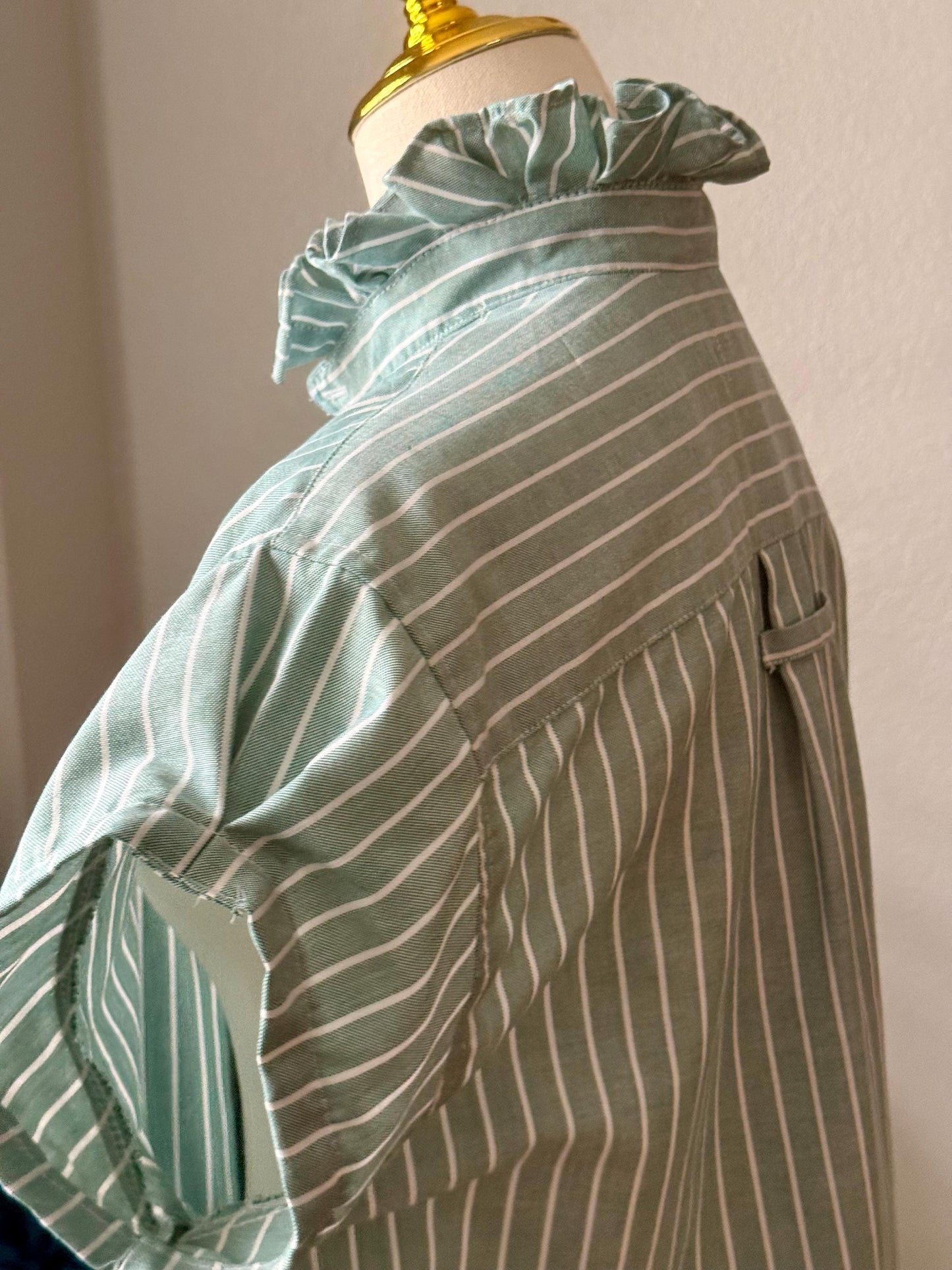 Reworked Oxford Shirt: Green & White Striped Ruffle Collar Top Boxy Fit