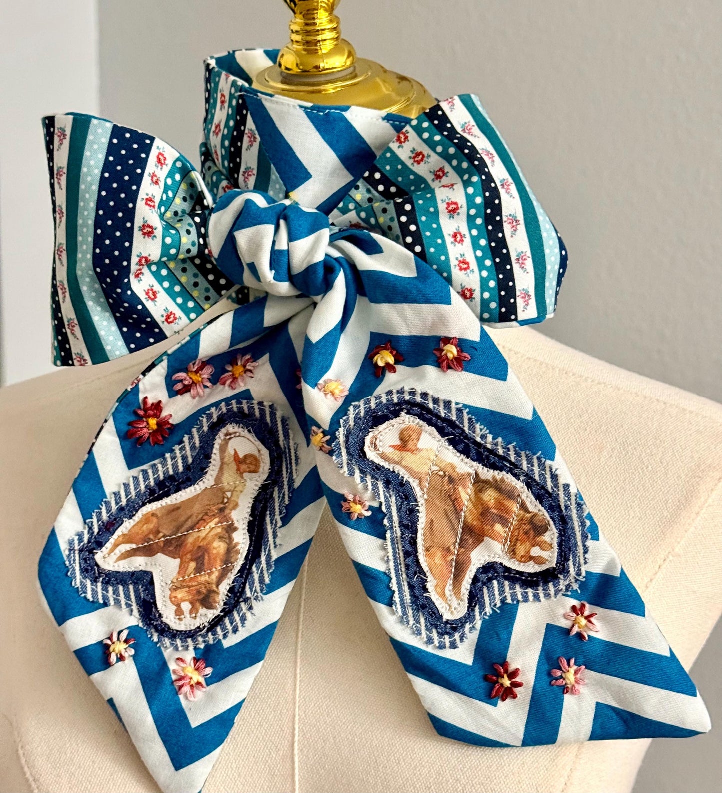 Handmade Retro Western Scarf, Western Bronc Buster Appliqué Embroidery