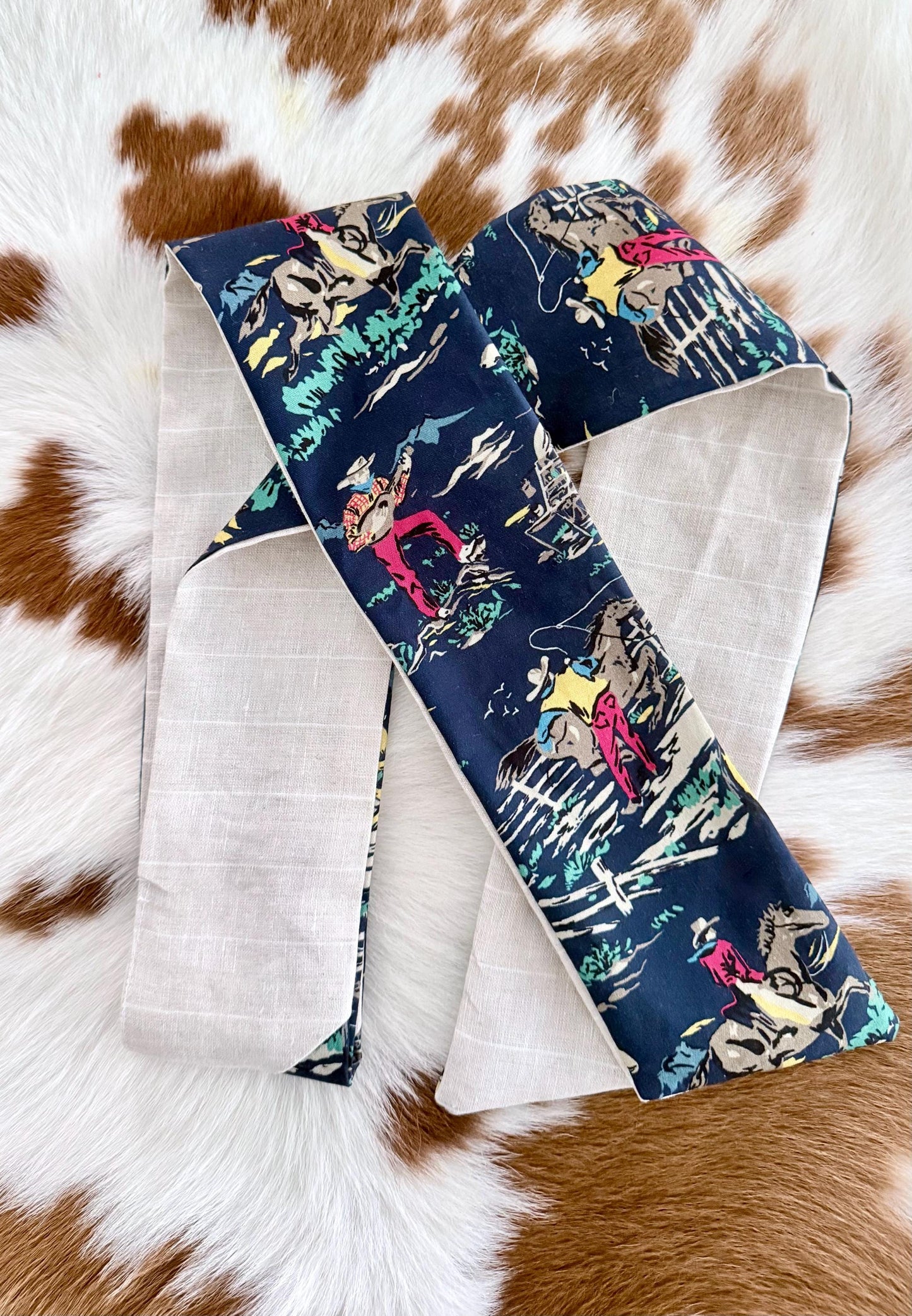 Handmade Linen Skinnyish Scarf, Western Cowboy Ranch Scene